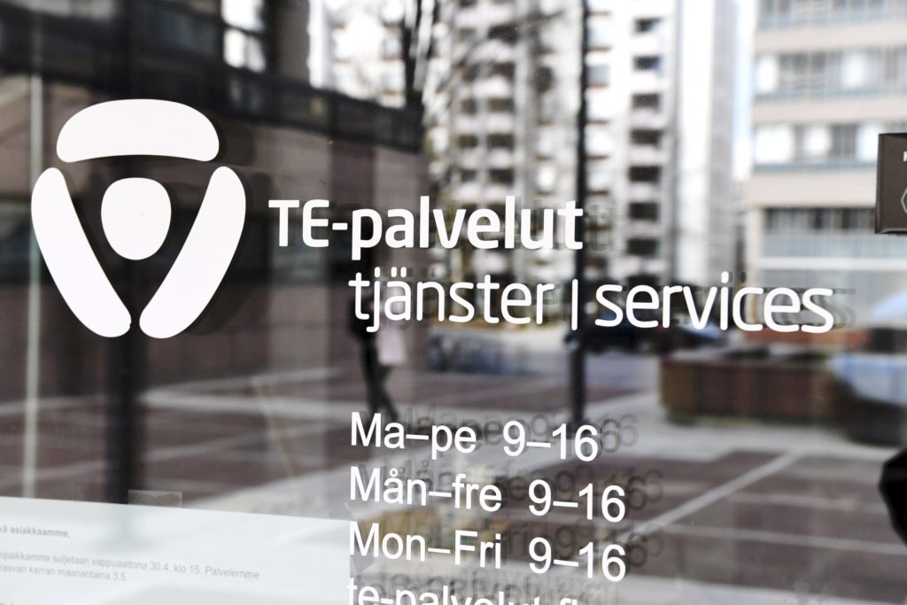 Työllisen määrittelemiseksi riittää yksi tunti töitä viikossa