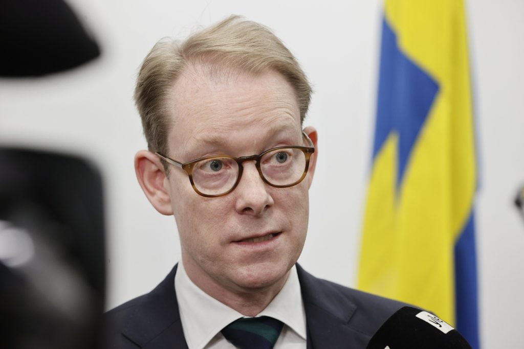 Ulkoministeri Haavisto keskusteli puhelimessa Ruotsin ulkoministerin kanssa
