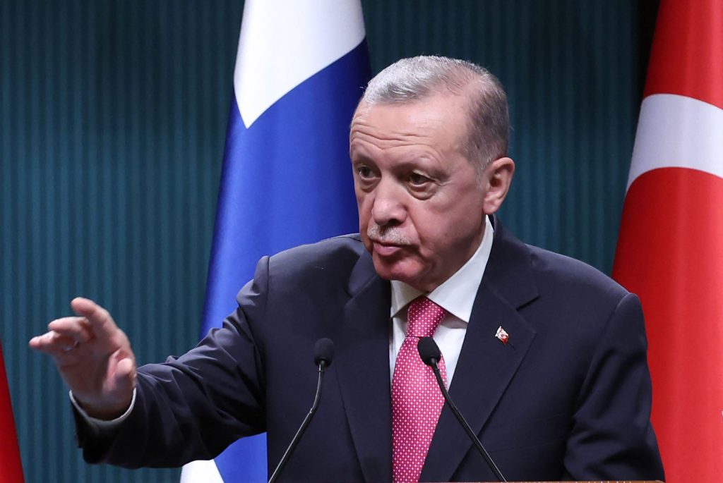Asiantuntija Niinistön Turkin-vierailusta: Erdogan esiintyy nyt ratkaisijana Suomen ja Naton suuntaan