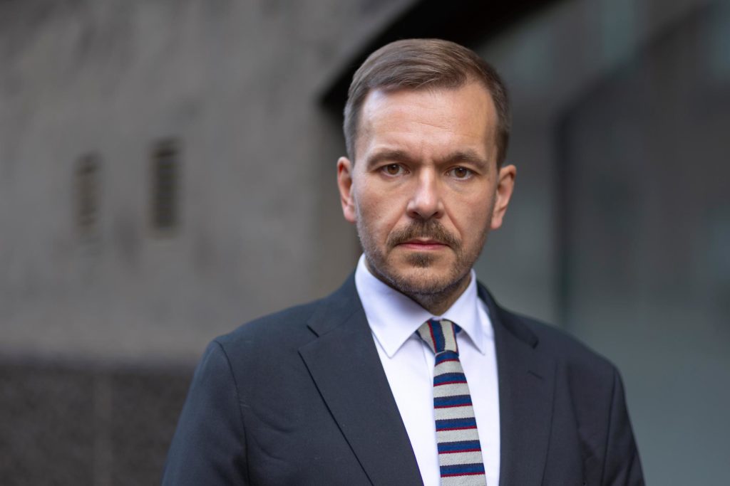 Keskustan Puoluesihteeri Vakavana Kaiku net 30 luvulle Ovat Liiankin keskustan-puoluesihteeri-vakavana-kaiku-net-30-luvulle-ovat-liiankin