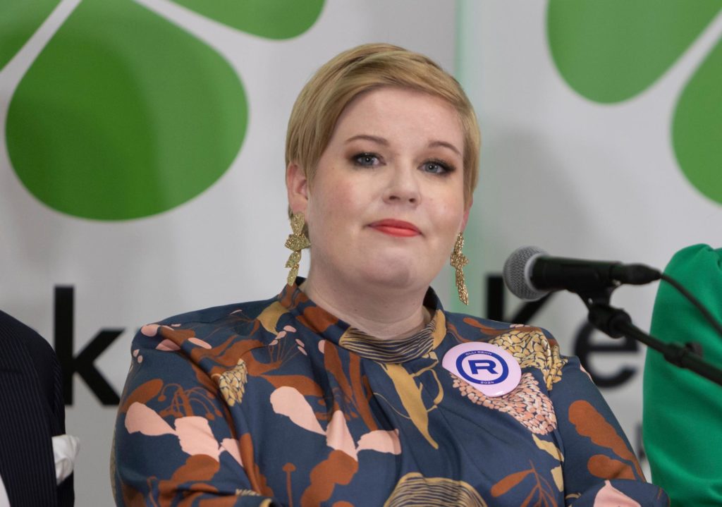 Saarikko ehdottaa puolueiden kutsumista koolle vakavan taloustilanteen ...