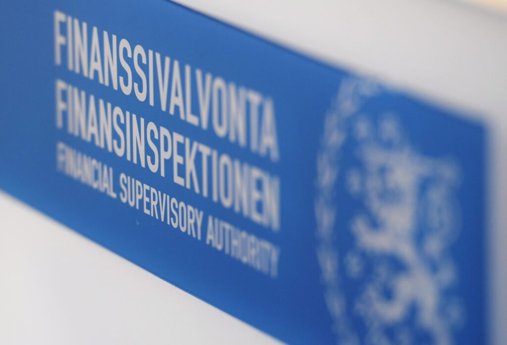 Finanssivalvonta kehottaa huomioimaan Yhdysvaltain pakotteet