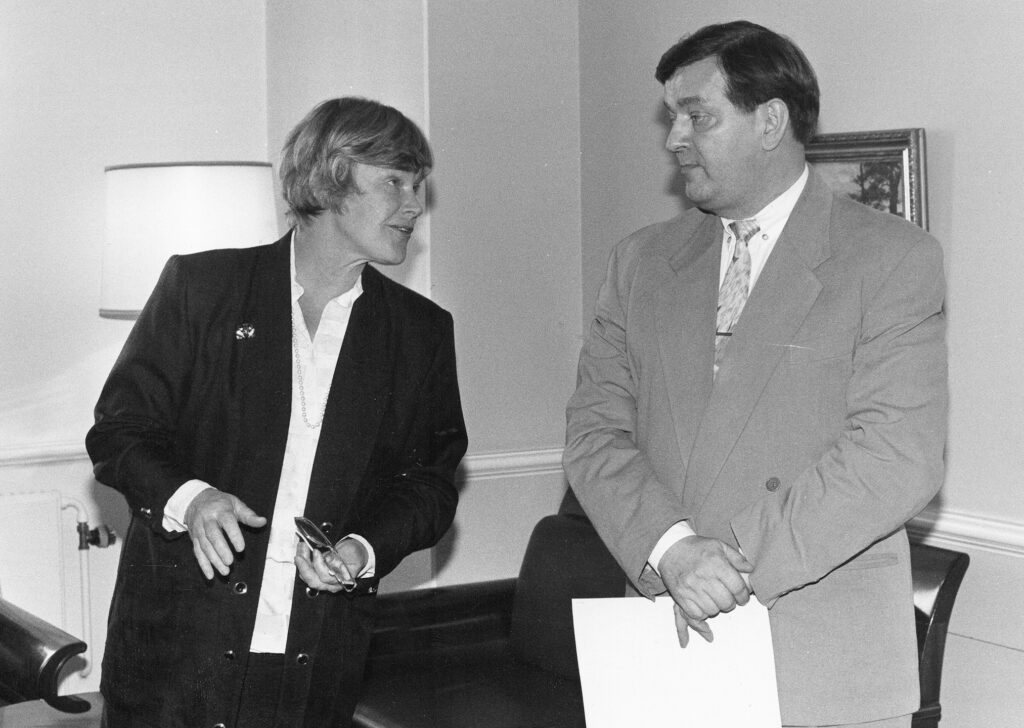 paavo väyrynen elisabeth rehn 1993