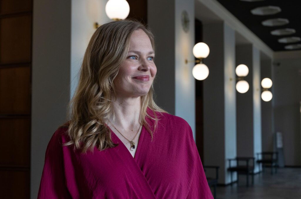 Miten ihmeessä harrastajarumpali voidaan lukea yrittäjäksi? Keskustan Kosonen vaati rotia byrokratiaan