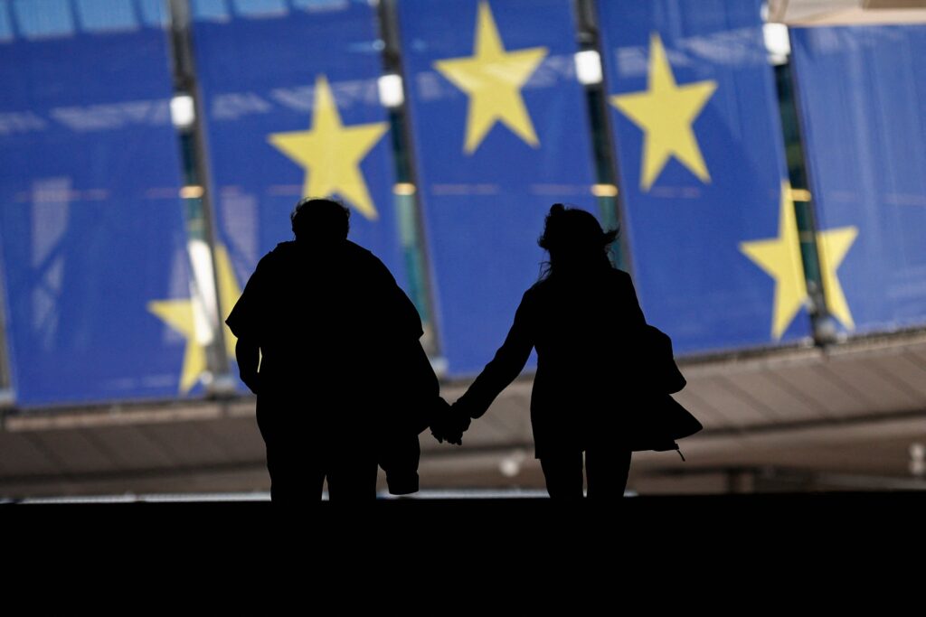 Pitääkö Suomen lopettaa nuukailu EU:ssa? Mepit eri linjoilla budjetin kasvattamisesta