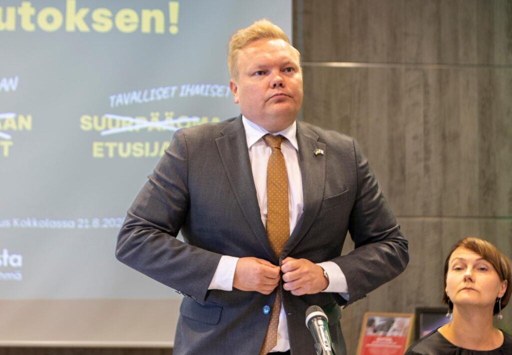 Kurvinen patistaa hallitusta Itä-Suomen tueksi: "Käsillä viimeiset hetket"