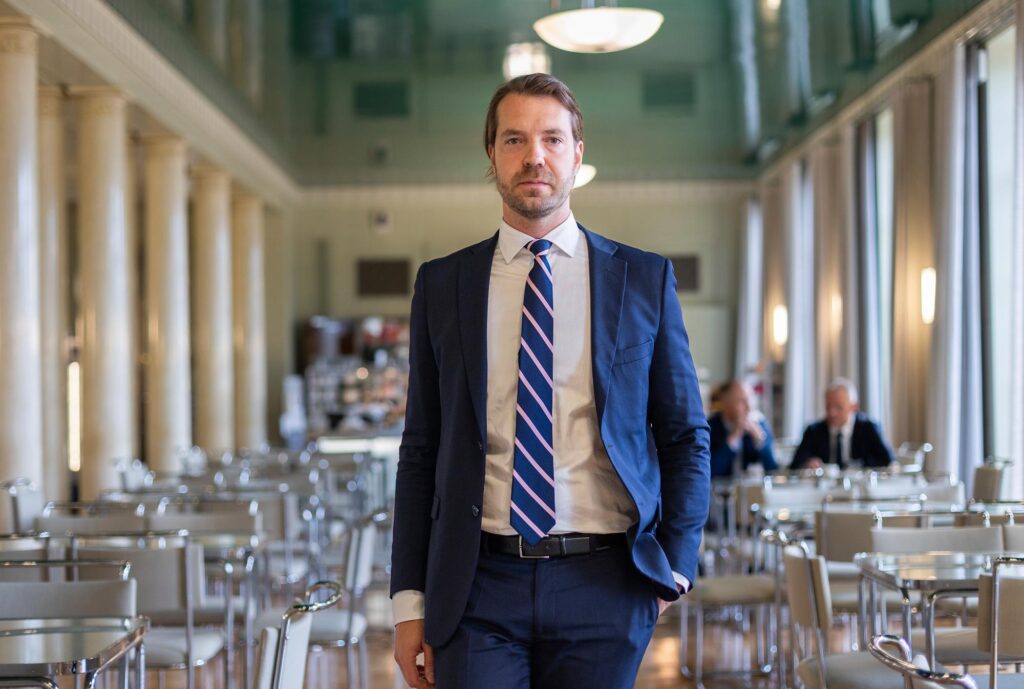 Rajua ryöpytystä hyvinvointialueen pullapäätökselle: "Maalaisjärki on kadonnut"