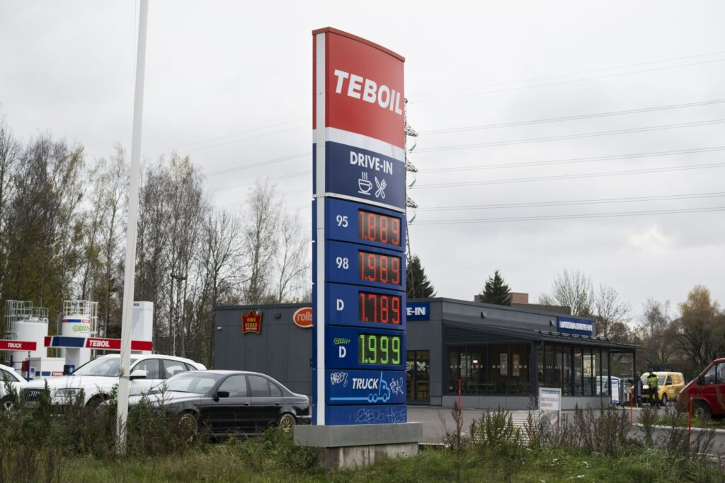 STT:n tiedot: Neste on keskeyttänyt polttoaineiden toimittamisen Teboilille