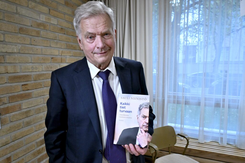 Niinistö haluaisi myös Kiinalle roolia rauhan tekemisessä: "Voisi pitää venäläiset paikoillaan"