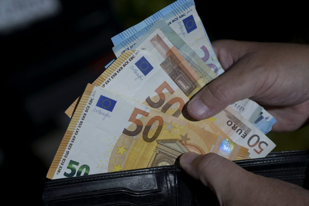 Verotiedot julkistetaan taas keskiviikkona, mutta ne eivät kuitenkaan kerro kaikkea todellisista tuloista