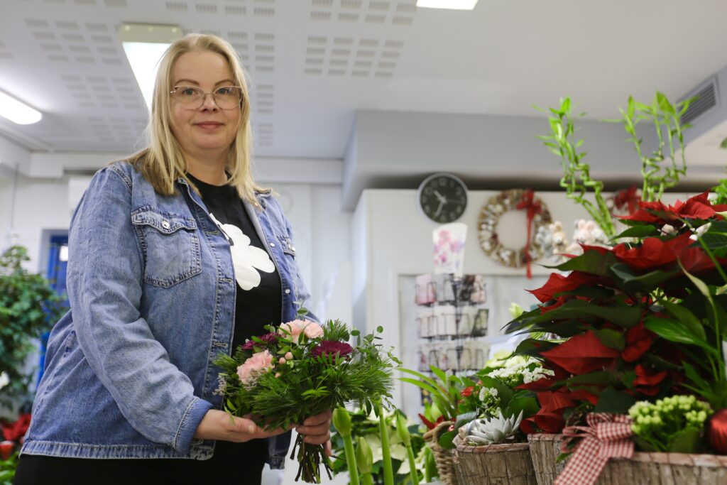 Jenni Ahonen, kukkakauppias