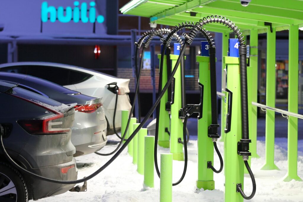 Sähkön kulutus tieliikenteessä kasvoi viime vuonna