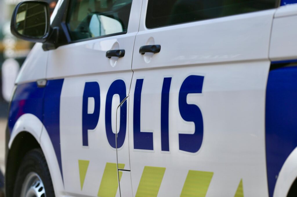 Mies yritti ajaa ihmisten päälle Oulussa riidan jälkeen