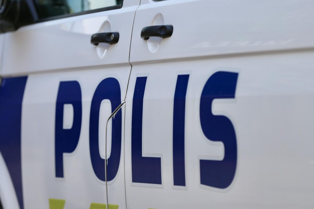 Lakiluonnos: Poliisi saisi valtuudet droonien alasampumiseen