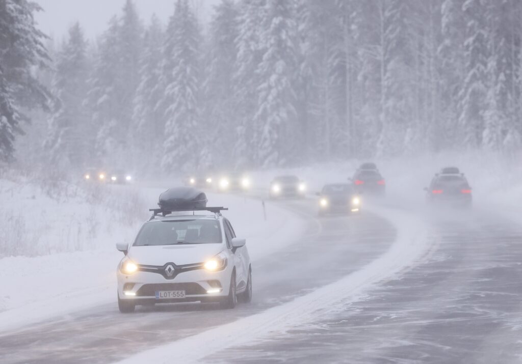 Talvilomakauden menoliikenteen vilkkaimmat päivät pärähtävät päälle loppuviikosta