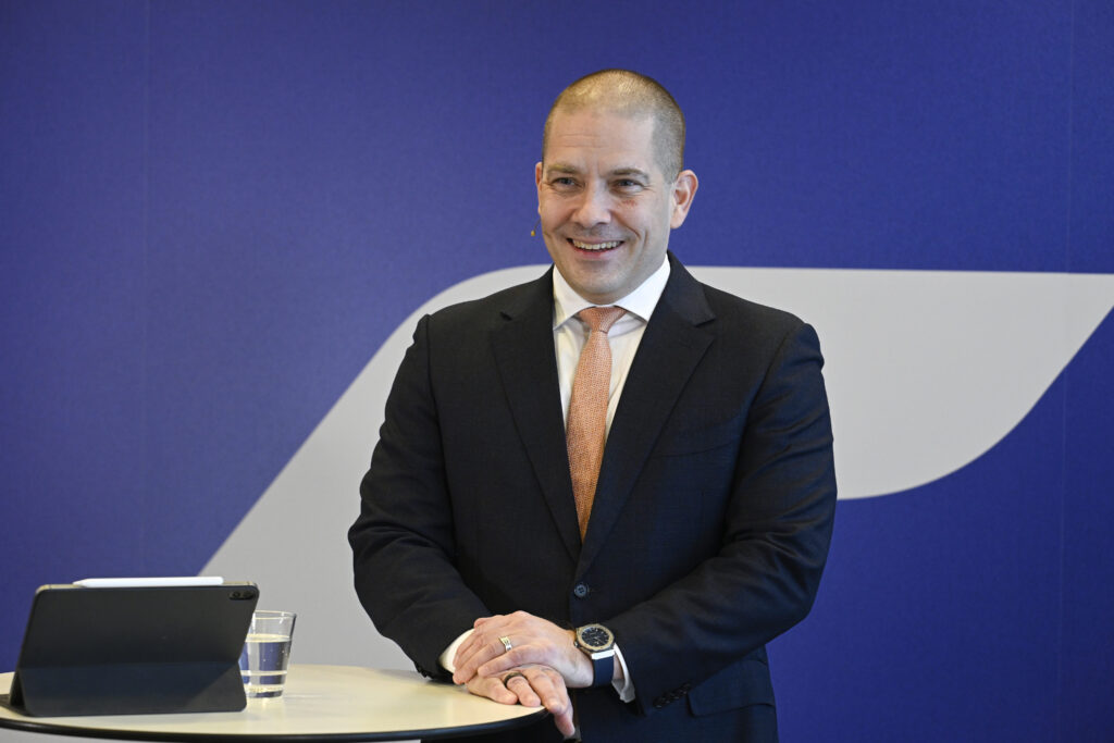 Finnairin tulosta siivitti hyvin vetänyt myynti – Toimitusjohtaja: Rahaa käytetään nyt matkustamiseen