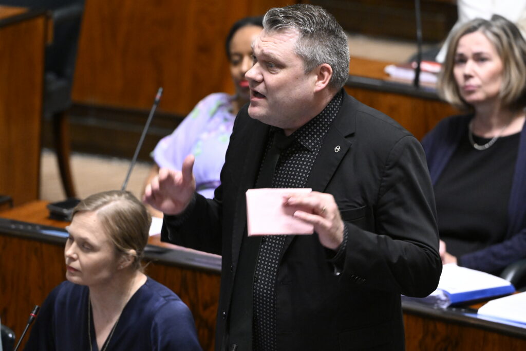 Keskustan Savola: Omavaraisuus polttoaineessa vaatii turvedieseliä