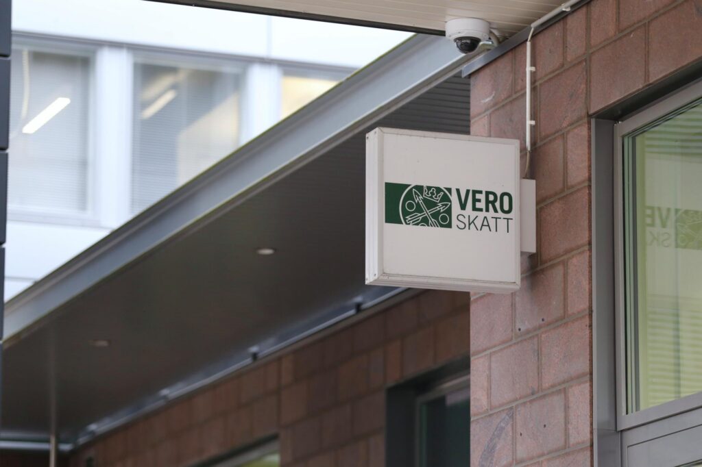 Viimeistenkin pitää tarkistaa veroilmoituksen tiedot tänään