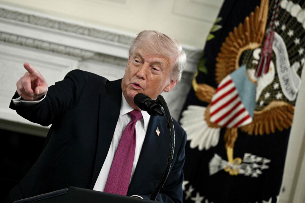 Trump: Yhdysvallat jatkaa Iranin aselepoa Pakistanin pyynnöstä – Vancen matka peruuntuu