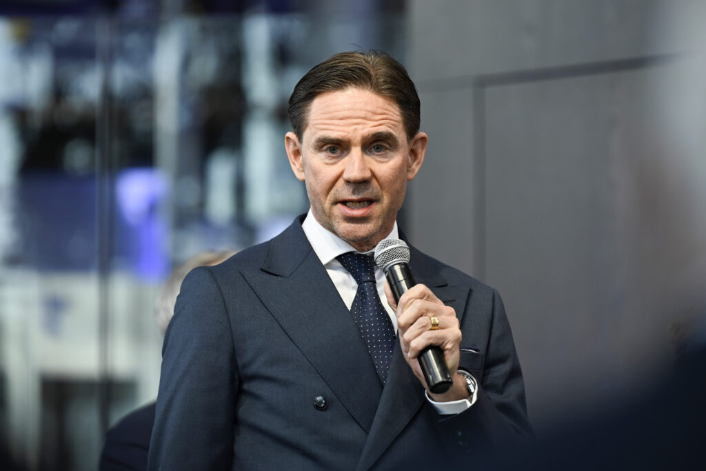 Jyrki Katainen nimitettiin arktisen alueen EU-pestiin