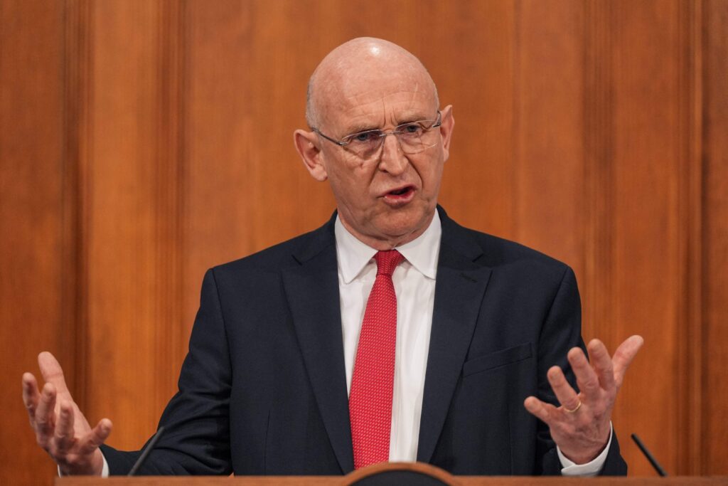 Lontoossa järjestetään Hormuzinsalmen laivaliikenteen turvaamista suunnitteleva tapaaminen