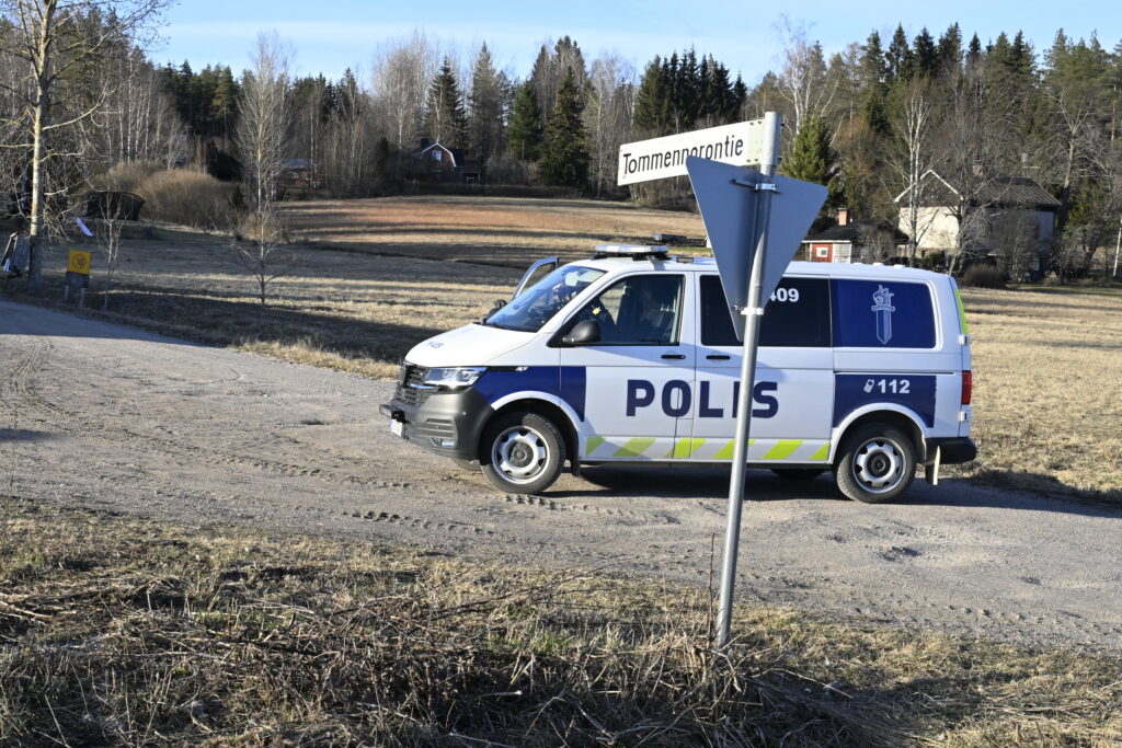 Sisäministeriö laati ohjeet droonihavaintojen varalle