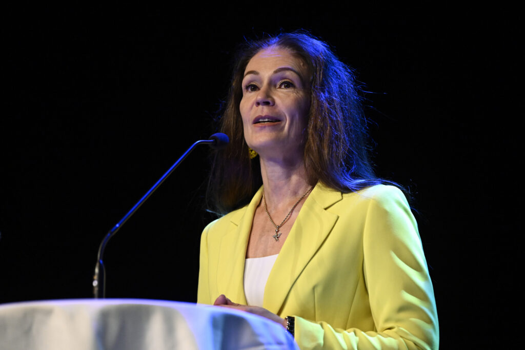 Ministeri Ranne STT:lle: Länsiradan rakentaminen viivästyy ensi hallituskauteen