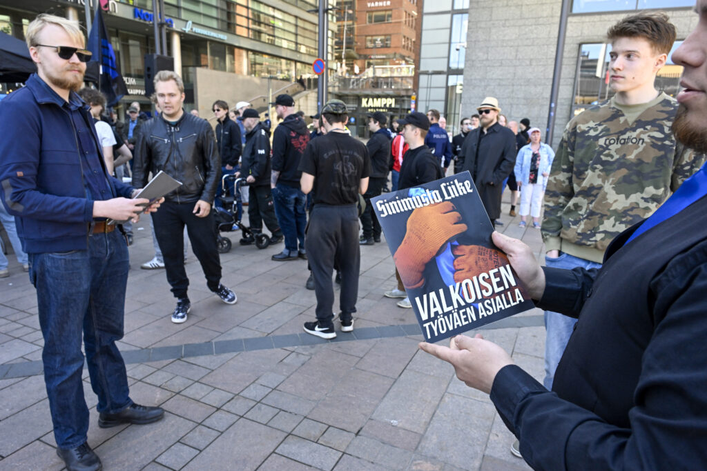 Poliisi on ottanut viisi ihmistä kiinni sinimustan liikkeen vaalitapahtuman yhteydessä