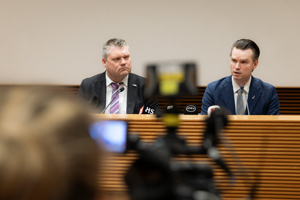 Puolustusvaliokunta puoltaa ydinaserajoitteiden purkua – mie
