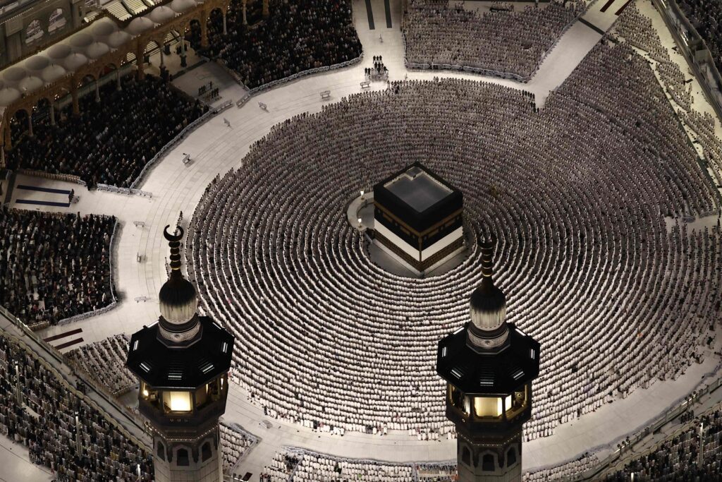 Muslimien hajj-pyhiinvaellus kohti Mekkaa alkaa tänään