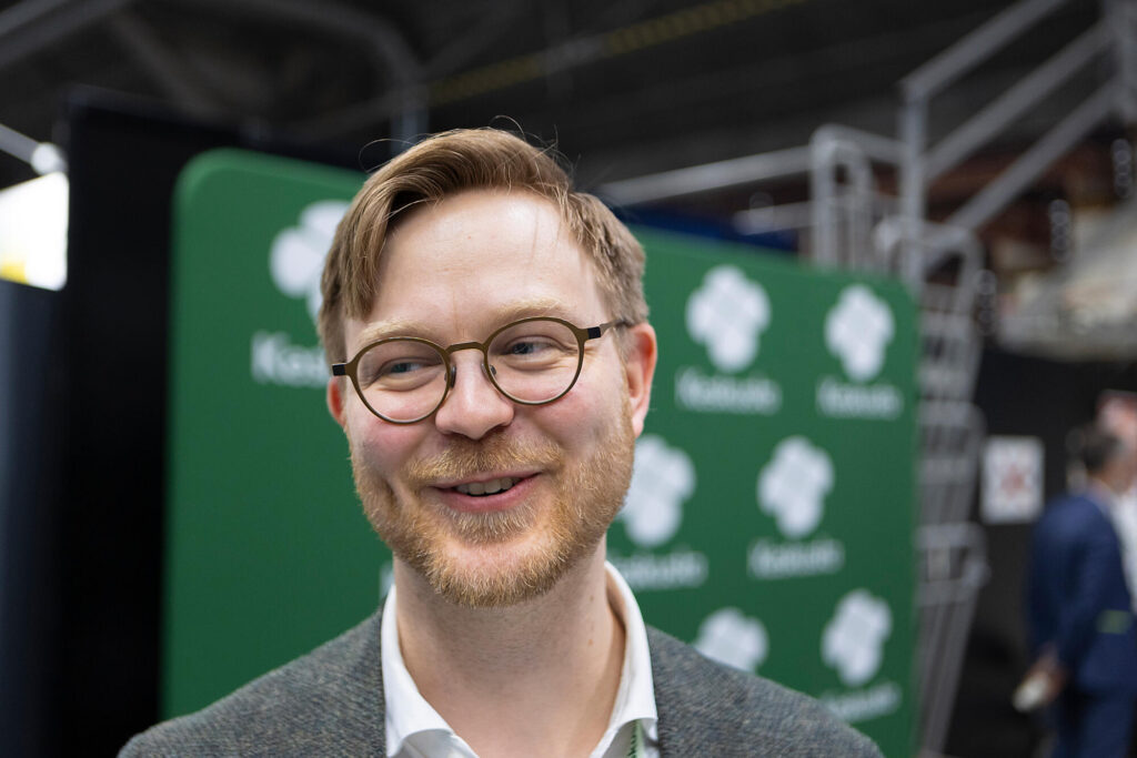 Millä lohkaisulla keskusta voisi osallistua lippisnokitteluu