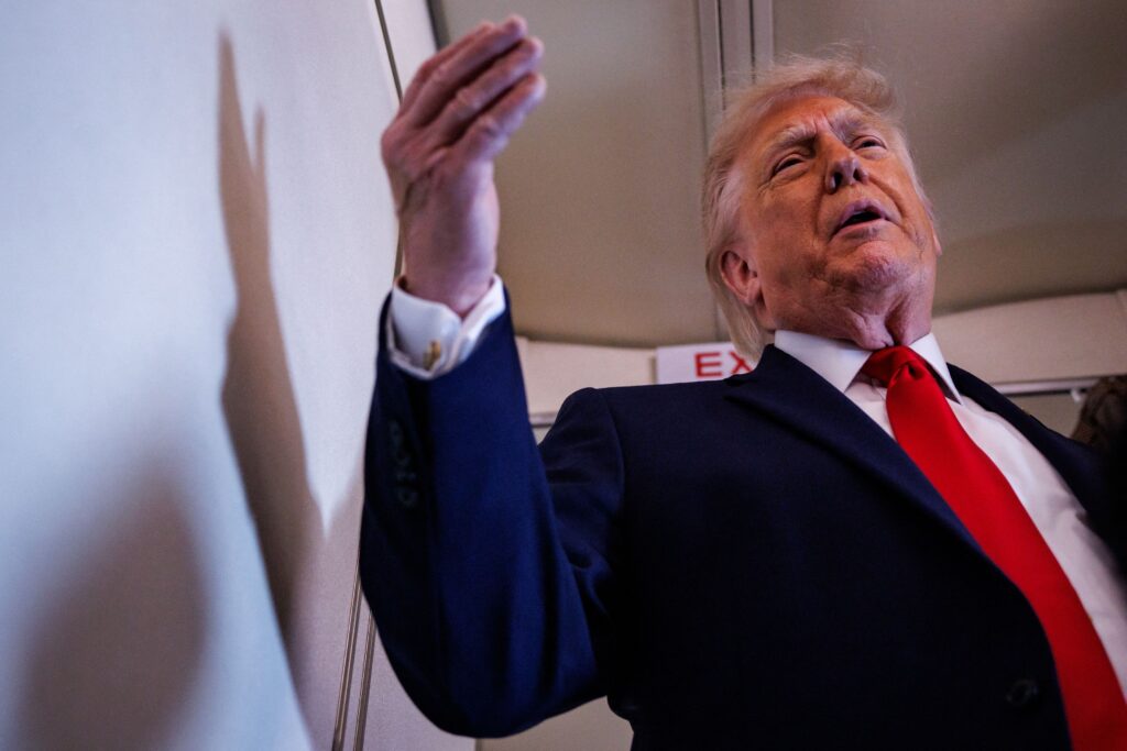 Trump: Iranin ja Israelin lopetettava hyökkäykset heti