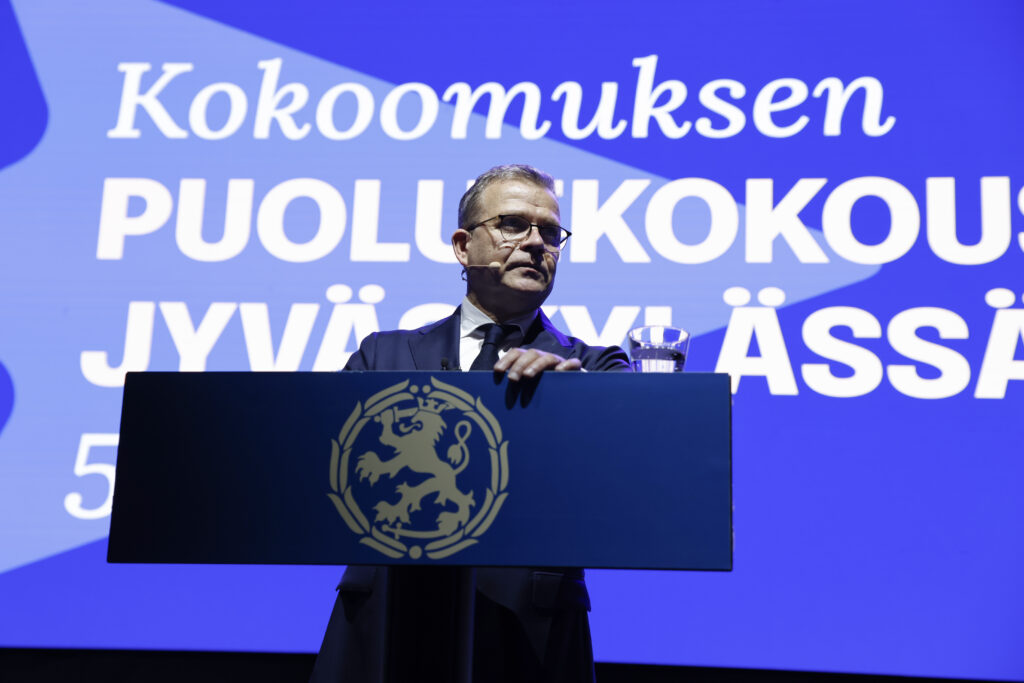 Orpo: Kokoomus luopuisi perintöverosta ja vakinaistaisi vali