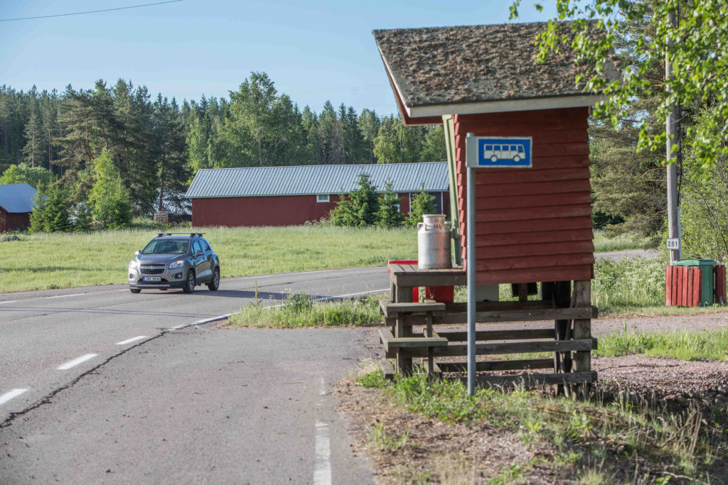 Kuntien kasvihuonekaasupäästöt laskivat – liikenne